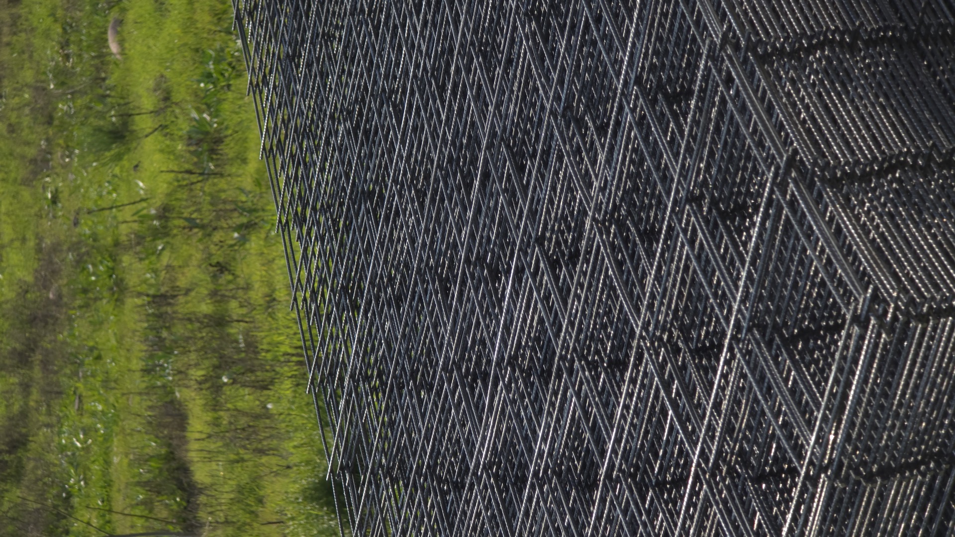 road_fance_2_vertical.jpg